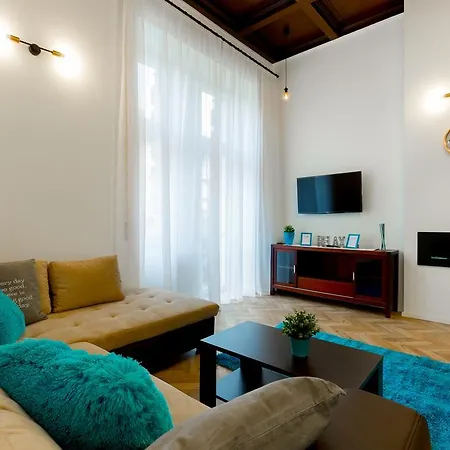 Teréz Apartman Apartamento *